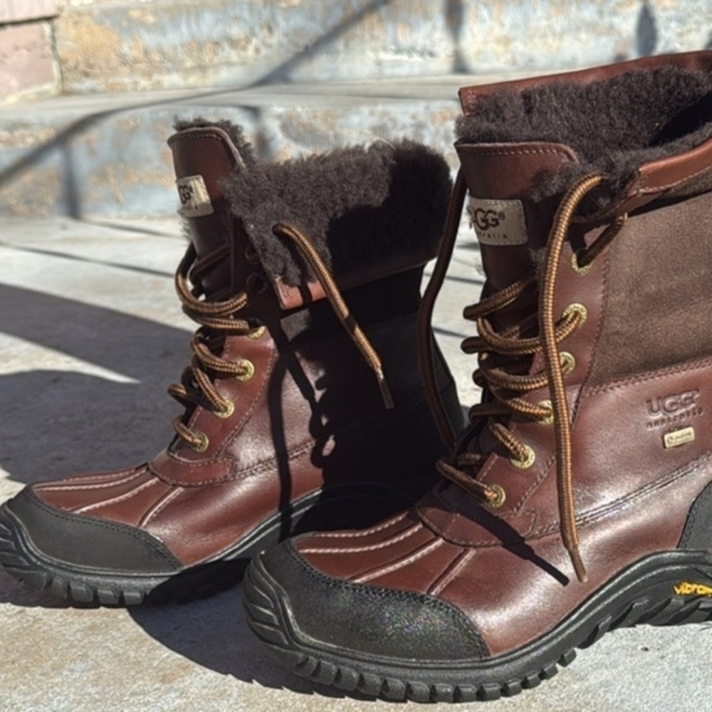 UGG Black and Brown Fluffy Footwear Waterproof - Picture 13 of 15